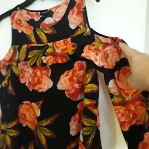 Cold shoulder long sleeve top